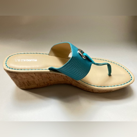 Liz Claiborne Aqua Blue Thong Sandals - Picture 11 of 12